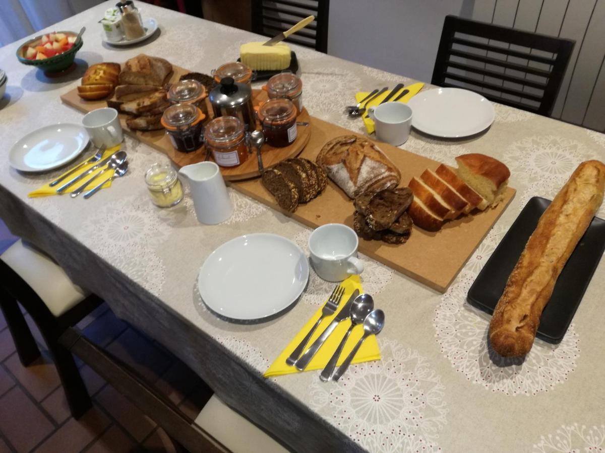 ルゴス Les Rouges Gorges Bed & Breakfast エクステリア 写真