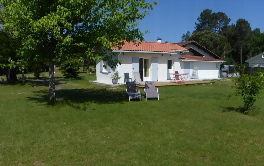 ルゴス Les Rouges Gorges Bed & Breakfast エクステリア 写真