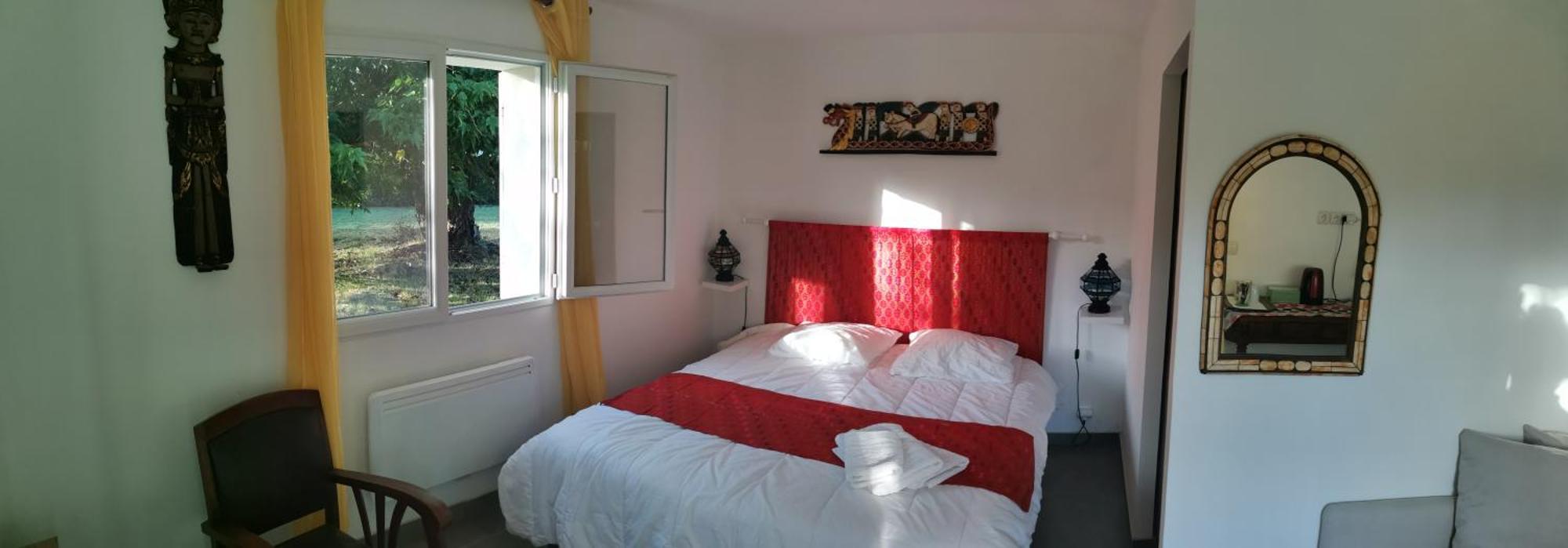 ルゴス Les Rouges Gorges Bed & Breakfast エクステリア 写真